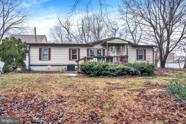 19367 S BARRENS RD S, Stewartstown, PA 17363