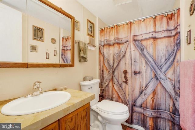 19367 S BARRENS RD S, Stewartstown, PA 17363