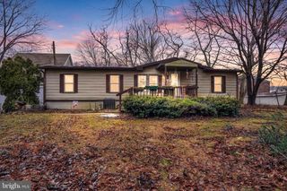 19367 S BARRENS RD S, Stewartstown, PA 17363