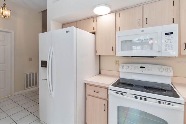 2911 ELBERT WAY, Kissimmee, FL 34758