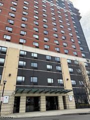 1 Carriage City Plz 504, Rahway City, NJ 07065