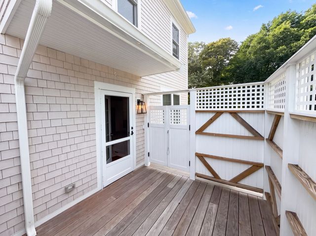 100 Dillingham Ave A101, Falmouth, MA 02540