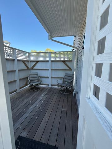 100 Dillingham Ave A101, Falmouth, MA 02540