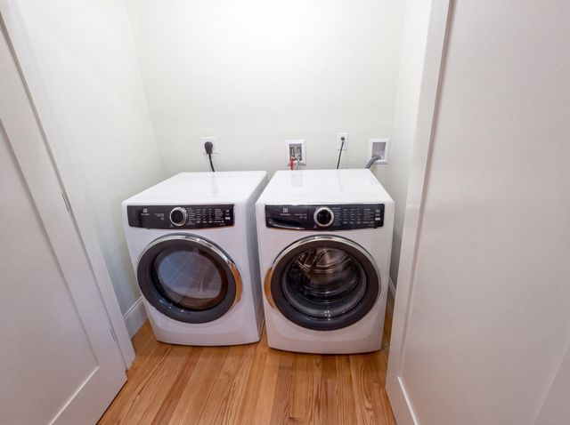 100 Dillingham Ave A101, Falmouth, MA 02540