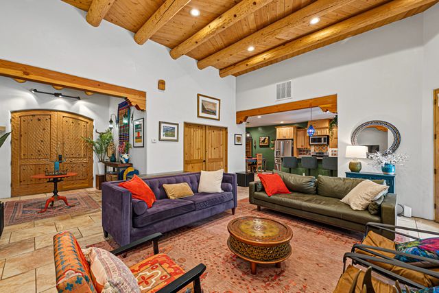 21 Calle Lemita, Santa Fe, NM 87506