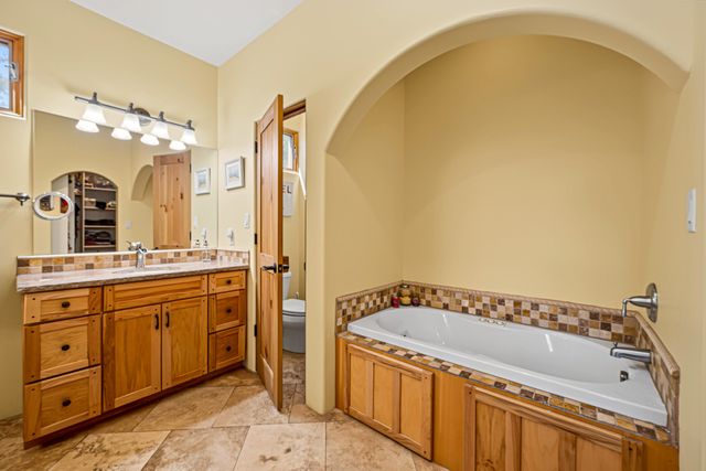 21 Calle Lemita, Santa Fe, NM 87506