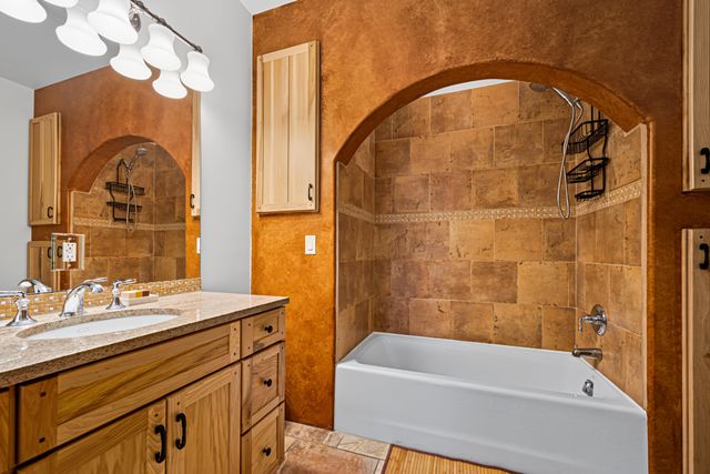 21 Calle Lemita, Santa Fe, NM 87506