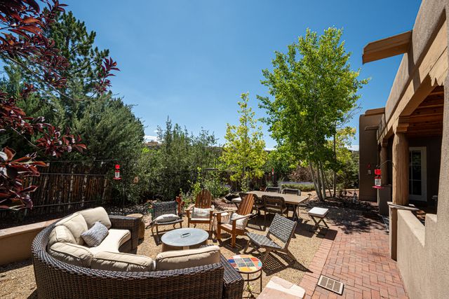 21 Calle Lemita, Santa Fe, NM 87506