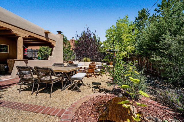 21 Calle Lemita, Santa Fe, NM 87506