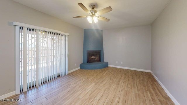 1949 N Swan Rd Unit 29, Tucson, AZ 85712