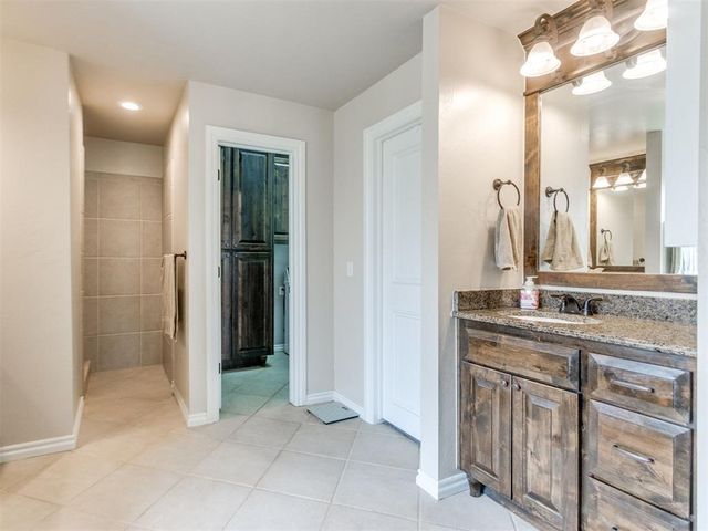 1105 Julies Trail, Moore, OK 73160