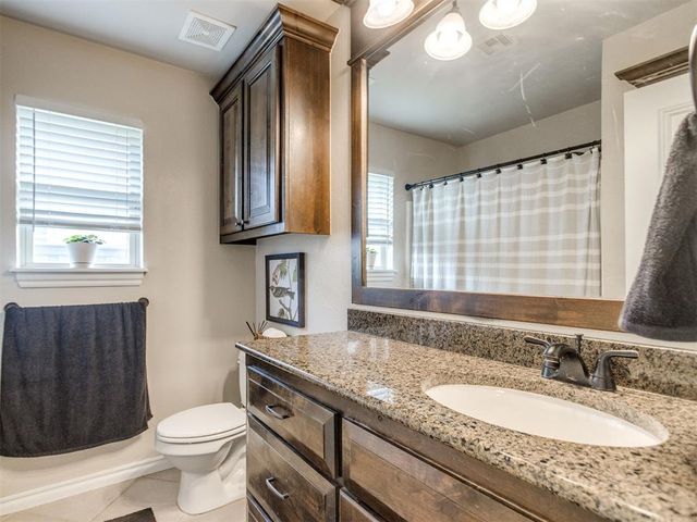1105 Julies Trail, Moore, OK 73160