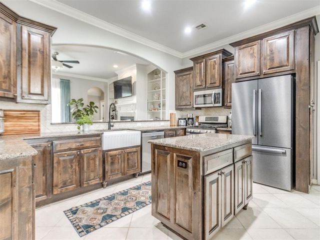 1105 Julies Trail, Moore, OK 73160