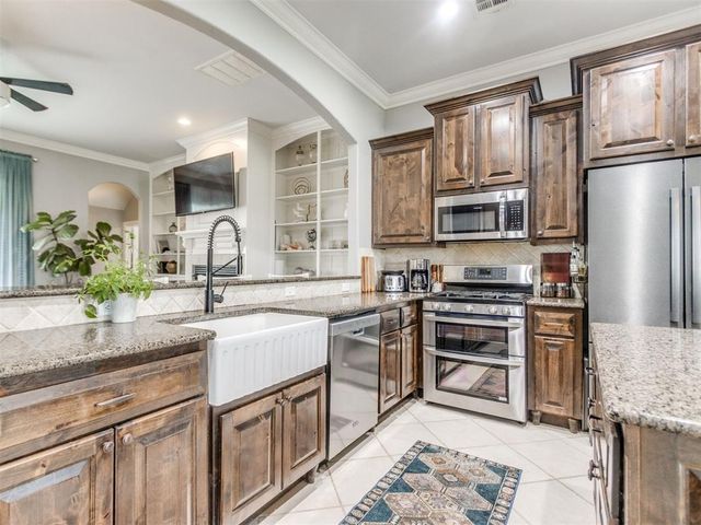 1105 Julies Trail, Moore, OK 73160