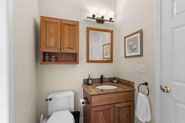 1237 Center Road, Lyndeborough, NH 03082