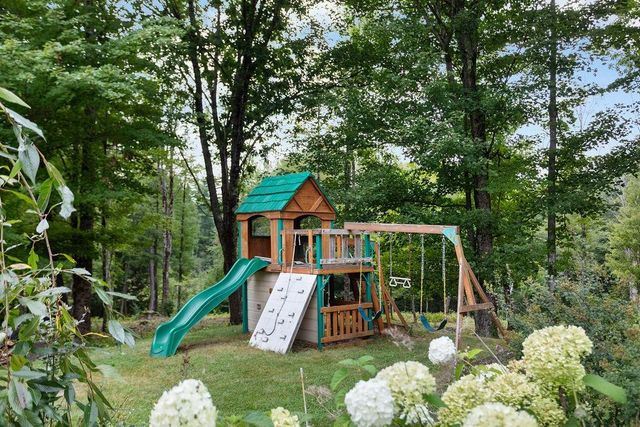 1237 Center Road, Lyndeborough, NH 03082