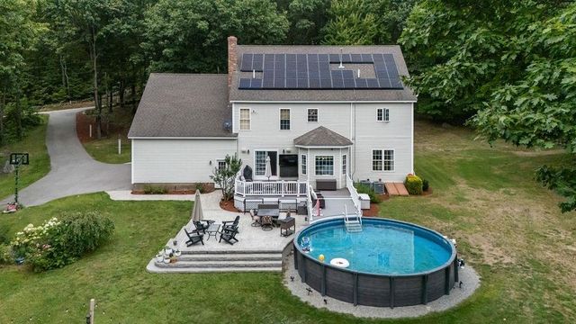 1237 Center Road, Lyndeborough, NH 03082