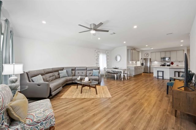 1022 Curly Angora Court, Rosharon, TX 77583