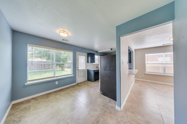 12511 Garden Gale Lane, Houston, TX 77044