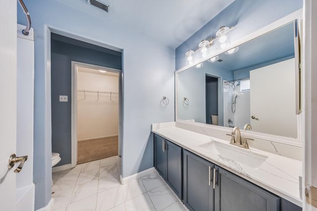 12511 Garden Gale Lane, Houston, TX 77044