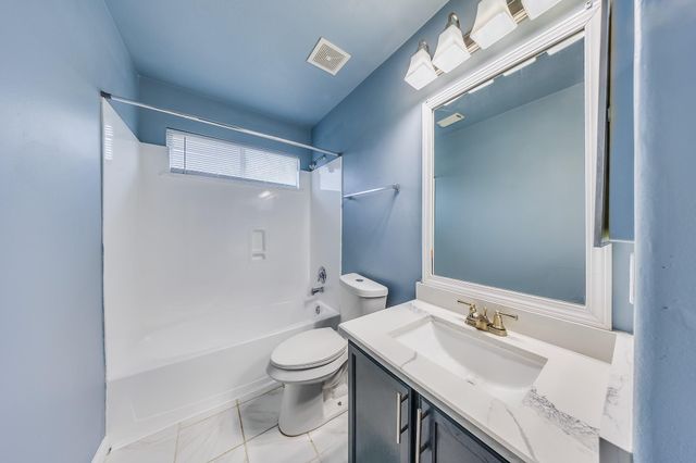12511 Garden Gale Lane, Houston, TX 77044
