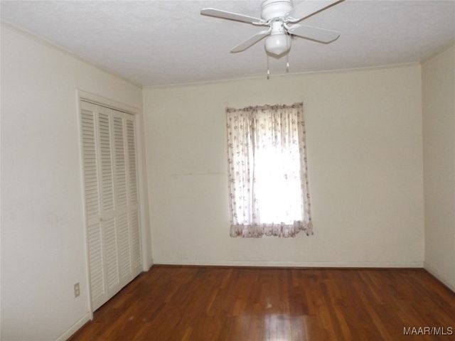 1373 County Road 39 Road, Deatsville, AL 36022