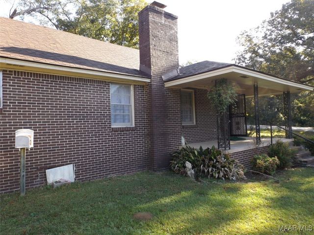 1373 County Road 39 Road, Deatsville, AL 36022