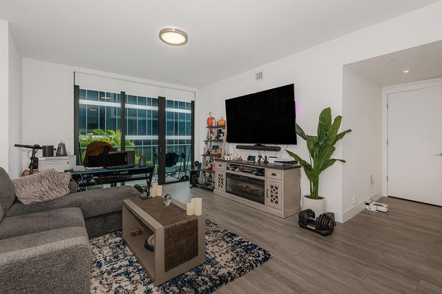 2960 NE 207th Street 708, Aventura, FL 33180