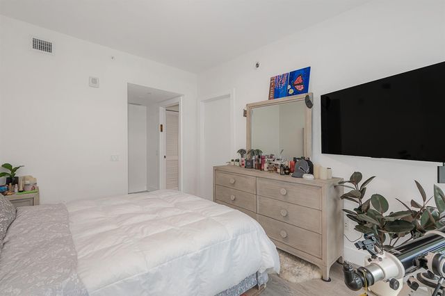 2960 NE 207th Street 708, Aventura, FL 33180