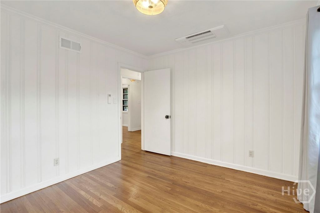 Image 29 of property listing at 213 Kensington Drive, Savannah, GA 31405