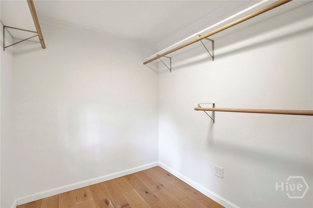 Image 30 of property listing at 213 Kensington Drive, Savannah, GA 31405