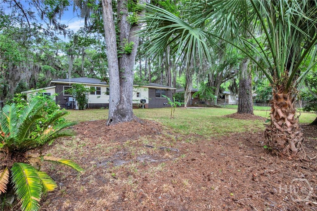 Image 32 of property listing at 213 Kensington Drive, Savannah, GA 31405