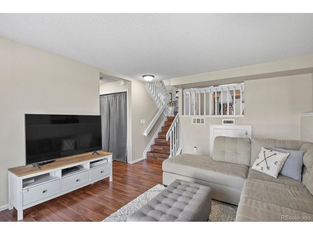 9567 Cordova Dr, Highlands Ranch, CO 80130