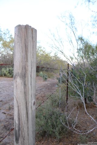 0000 County Road 339, Jourdanton, TX 78026