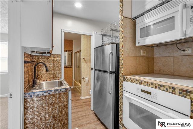 3701 N 43rd Street, Omaha, NE 68111