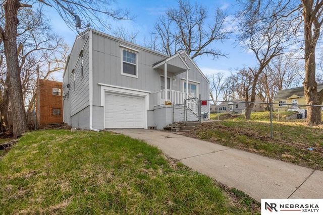 3701 N 43rd Street, Omaha, NE 68111