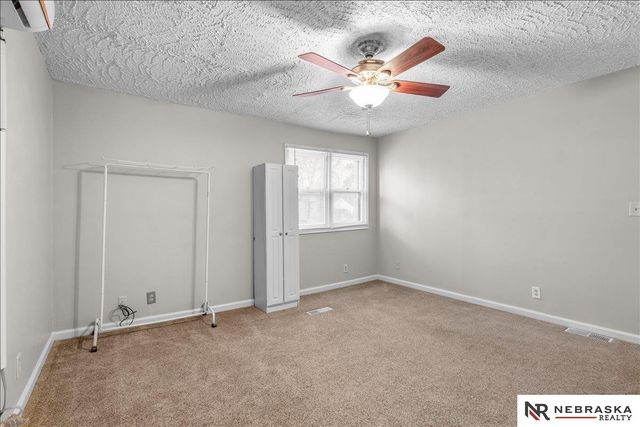 3701 N 43rd Street, Omaha, NE 68111
