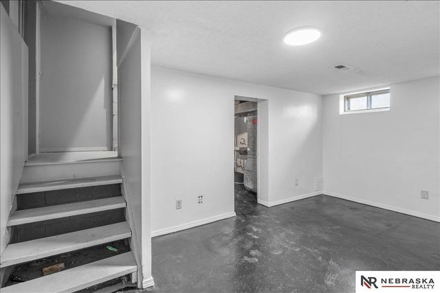 3701 N 43rd Street, Omaha, NE 68111