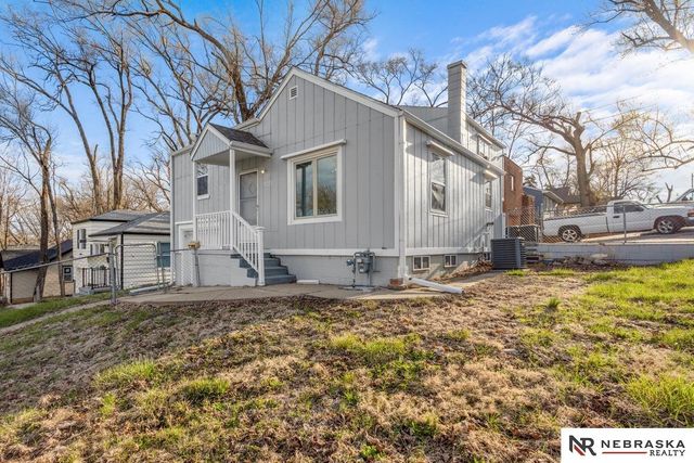 3701 N 43rd Street, Omaha, NE 68111