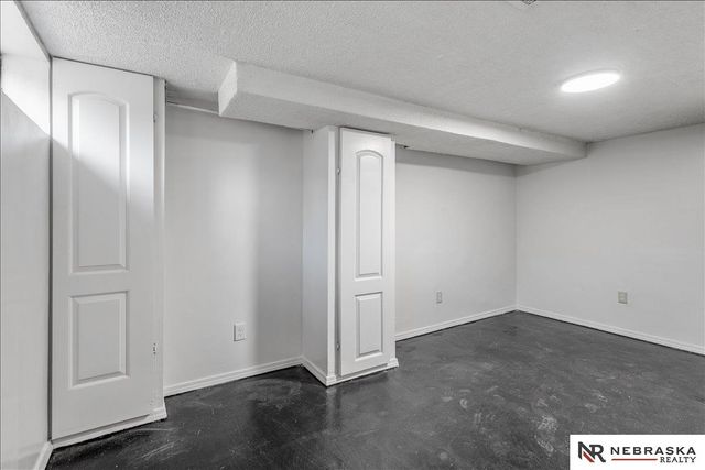 3701 N 43rd Street, Omaha, NE 68111