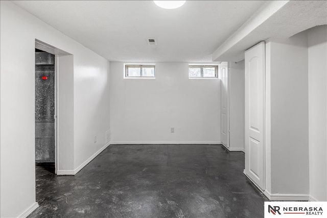 3701 N 43rd Street, Omaha, NE 68111