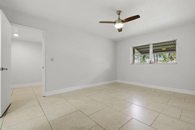 3851 NW 84th Avenue 1a, Sunrise, FL 33351