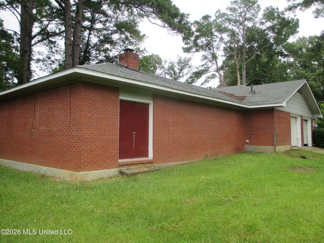 2261 Sloane Street, Jackson, MS 39204