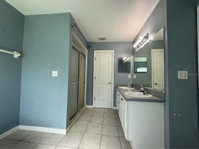 8927 COURTYARD LANE, Groveland, FL 34736