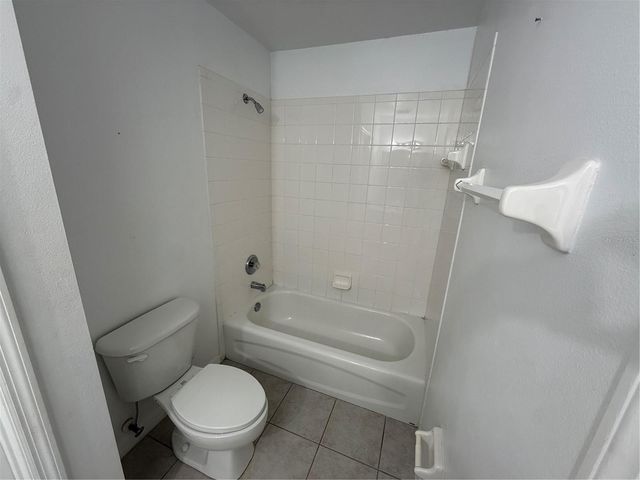 8927 COURTYARD LANE, Groveland, FL 34736