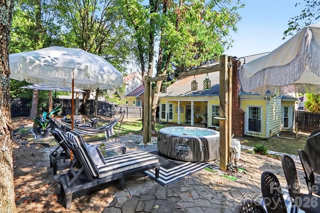3907 Yorkford Drive, Charlotte, NC 28269