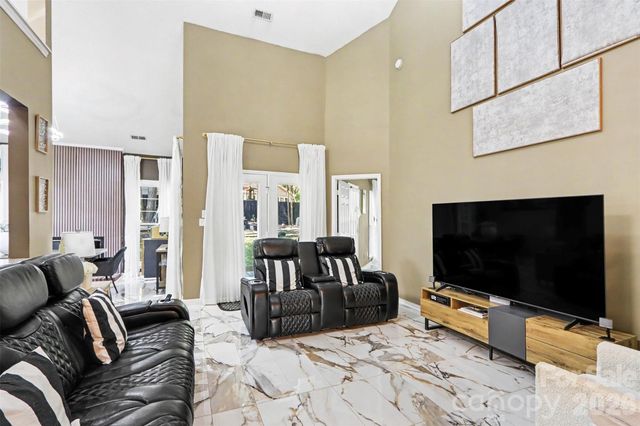 3907 Yorkford Drive, Charlotte, NC 28269