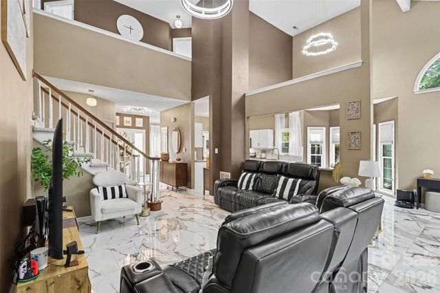 3907 Yorkford Drive, Charlotte, NC 28269