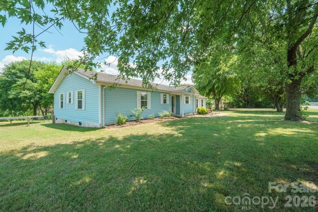 1782 Cat Square Road, Vale, NC 28168