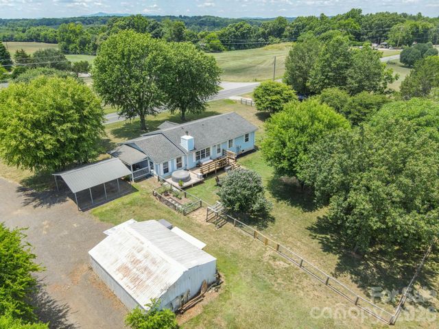 1782 Cat Square Road, Vale, NC 28168